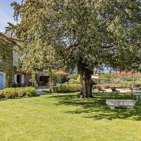 Ostal Cassinia Holiday home